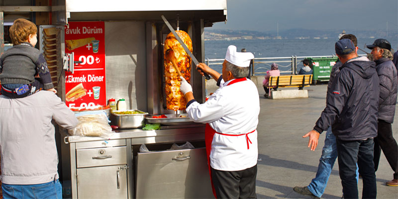 آشنایی با غذاهای خیابانی استانبول